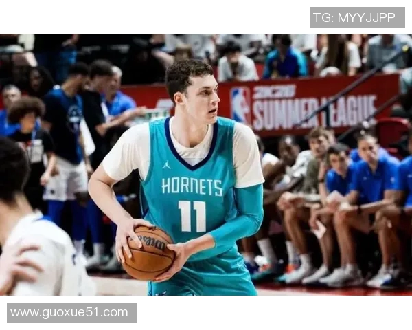 媒体人称卡尔克布伦纳大学时期与克林根齐名其表现实至名归